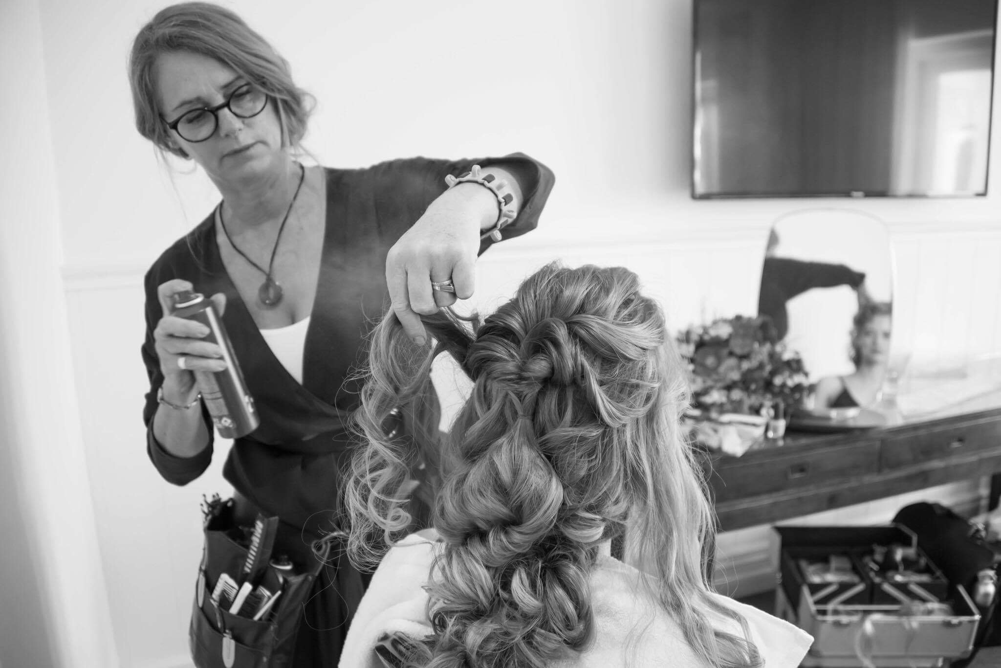 styling a bride for her wedding